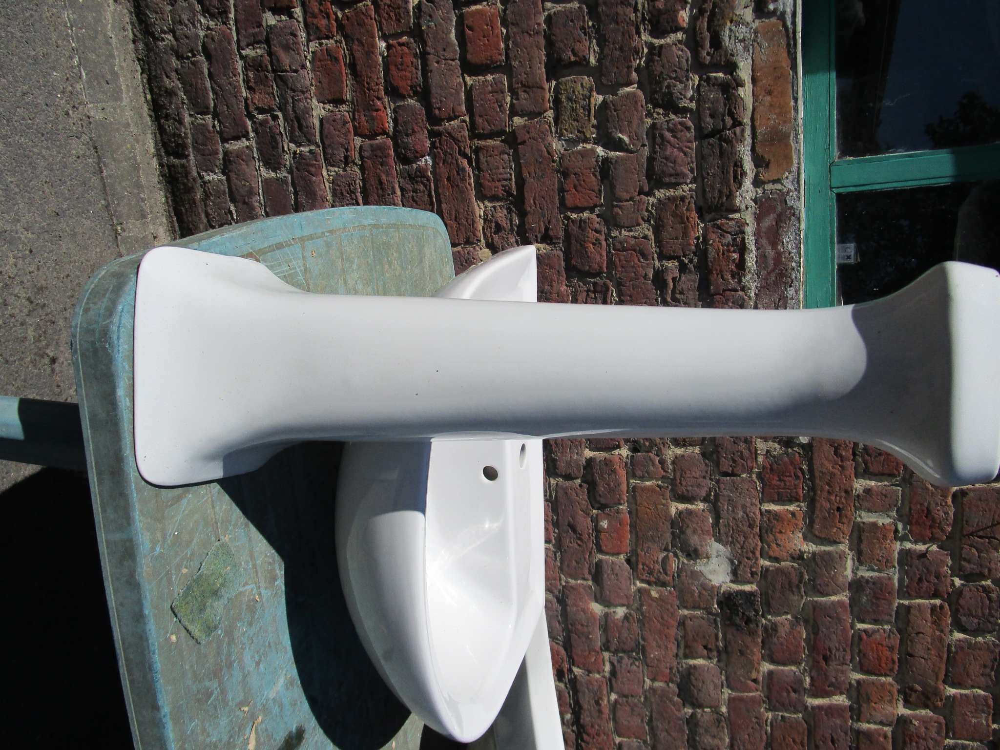 lavabo neuf avec colonne 