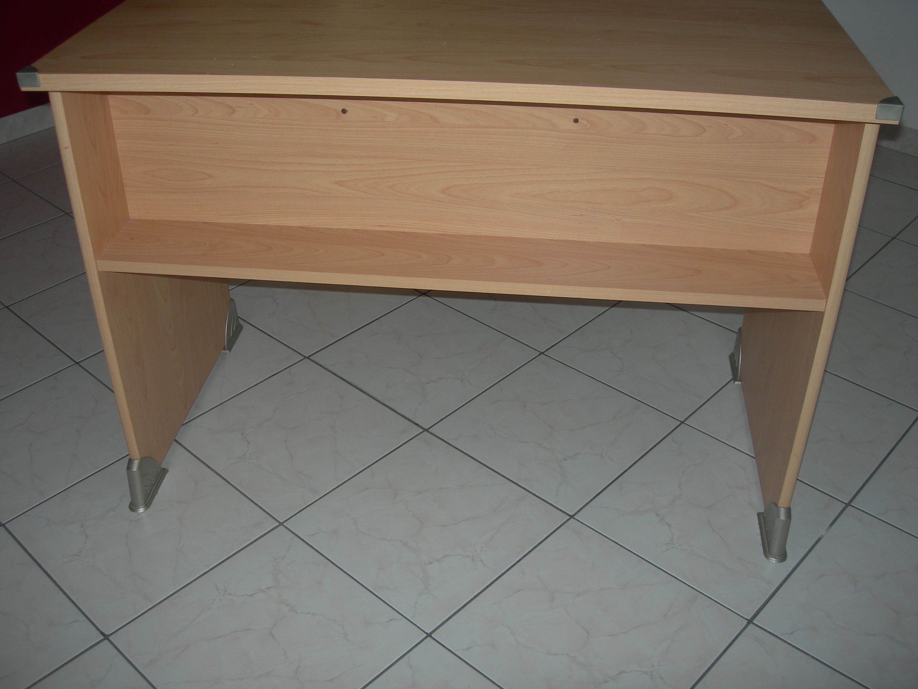 Bureau étudiant(e)