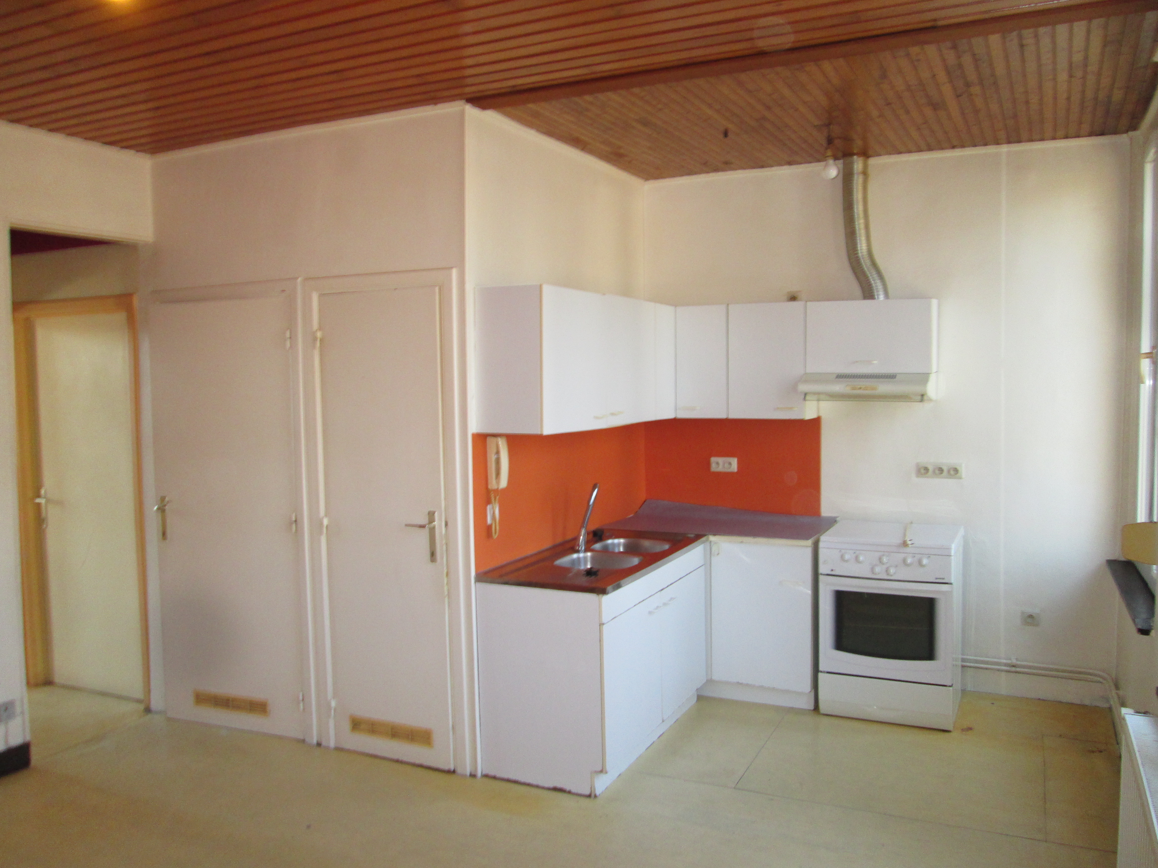Appartement 1 chambre ? louer Tournai