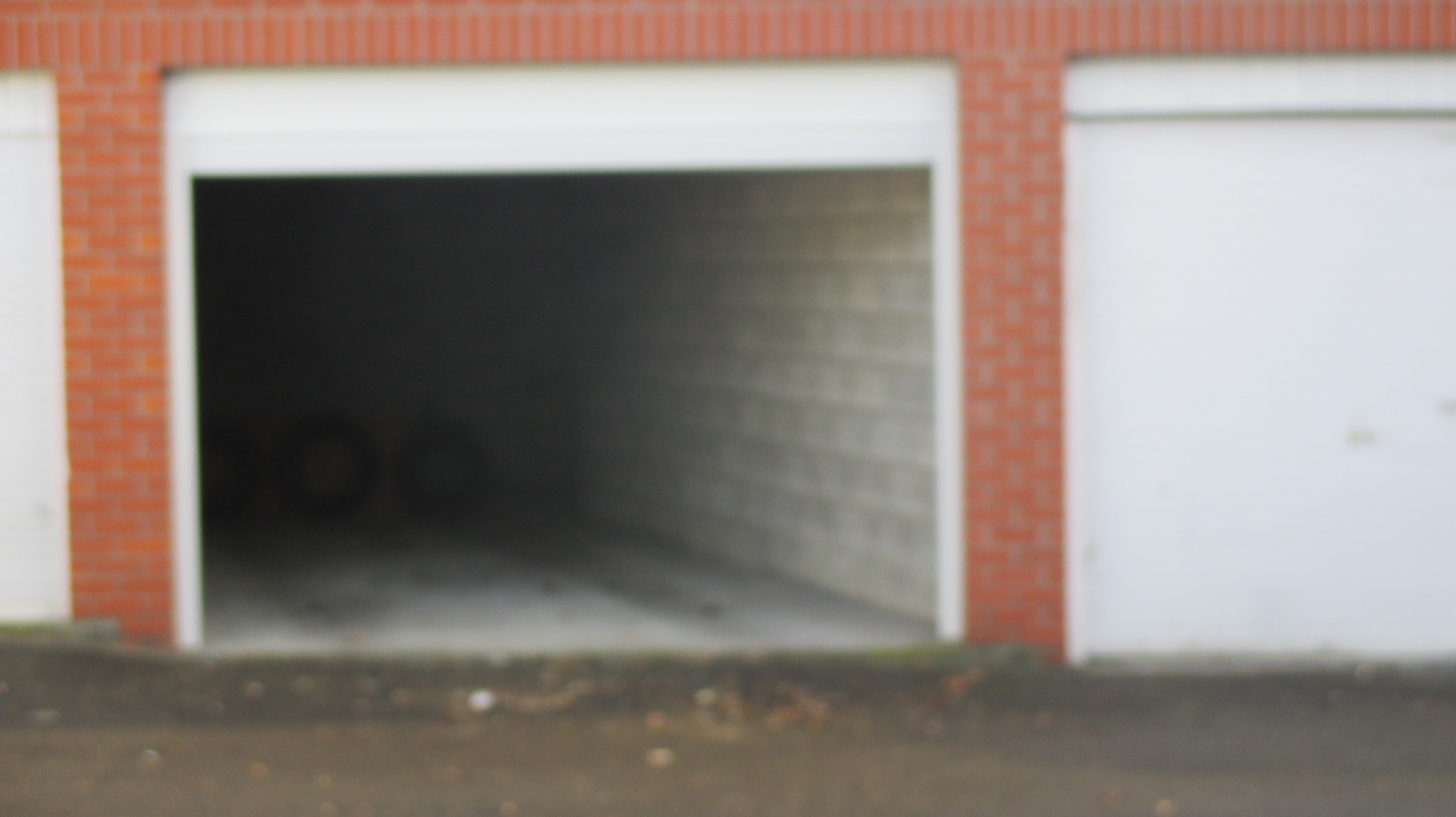 GARAGE A LOUER A JUPILLE 