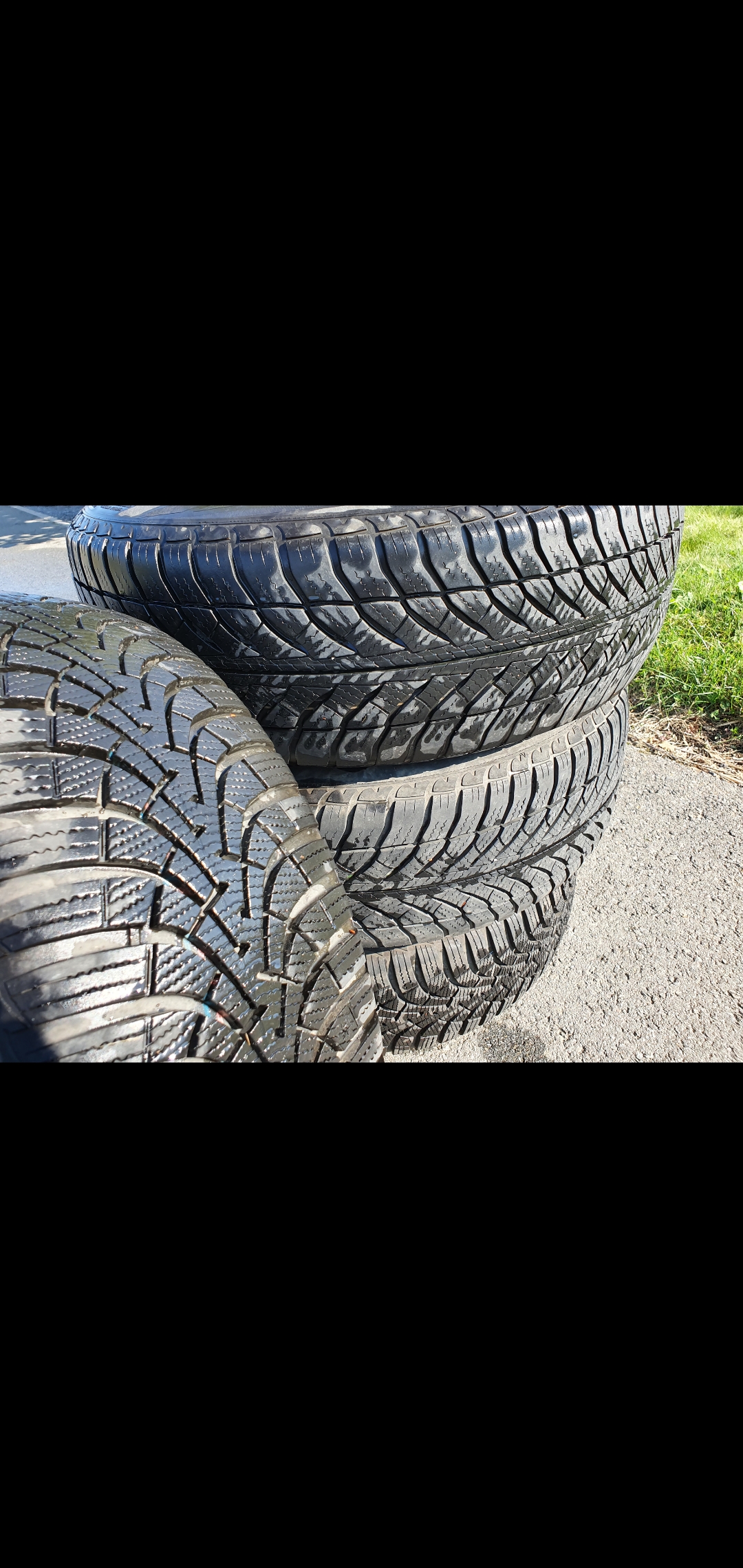 Lot 4 jantes BMW avec pneus hiver
