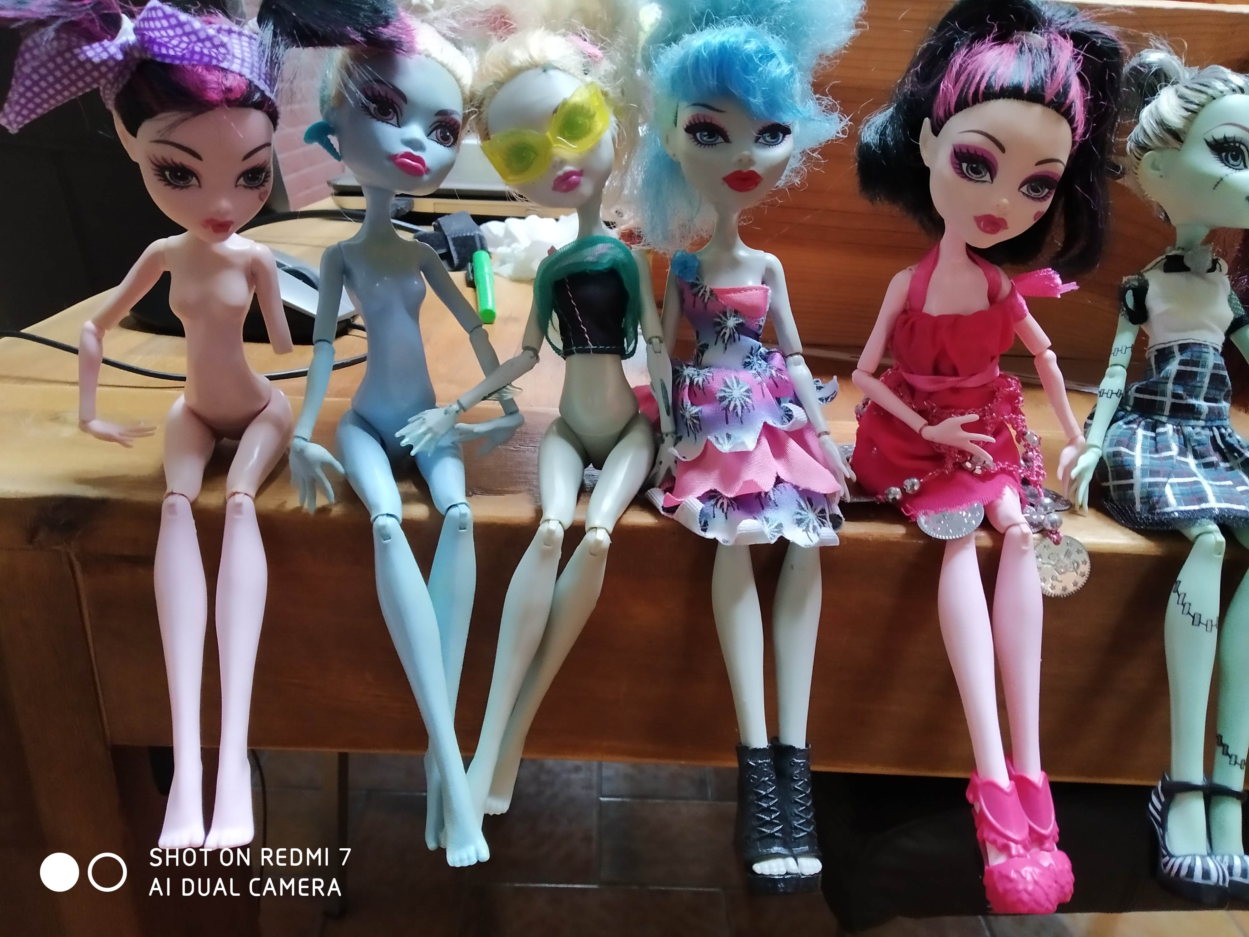 Lot de poup?es Monster high